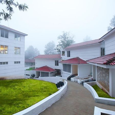 La Feliz Palacio Yercaud Exterior photo