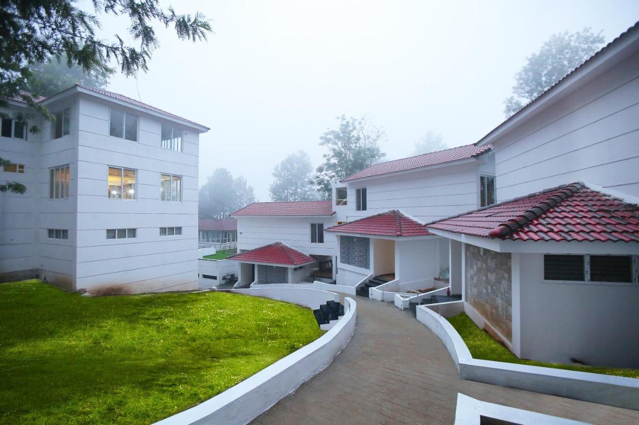 La Feliz Palacio Yercaud Exterior photo