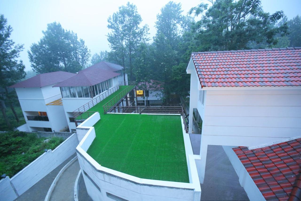 La Feliz Palacio Yercaud Exterior photo